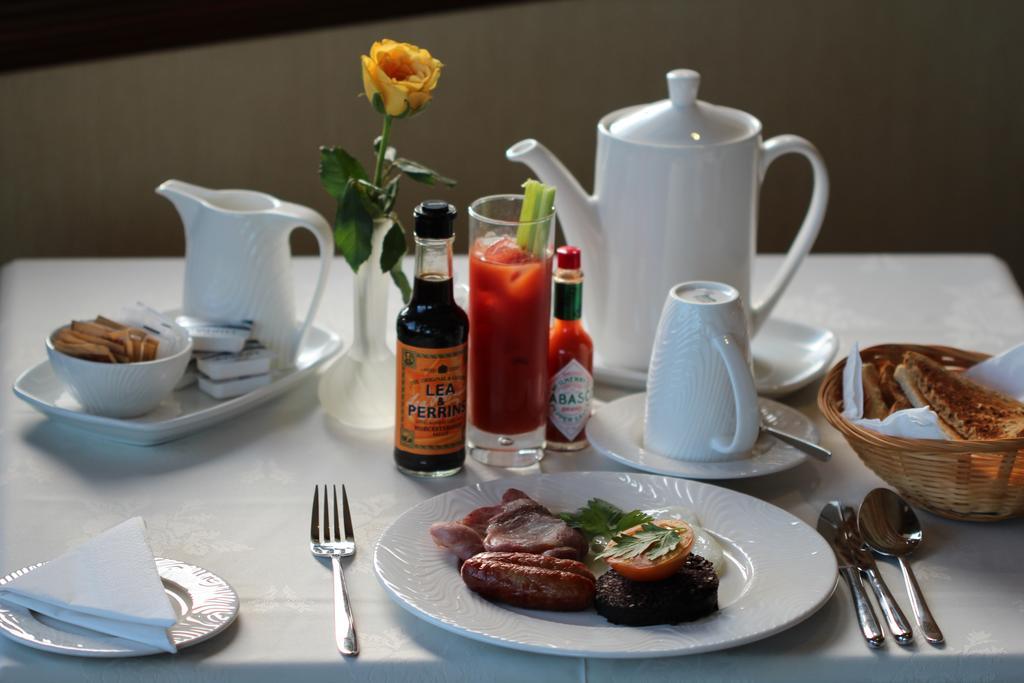Strathburn Hotel Inverurie By Compass Hospitality Exteriér fotografie