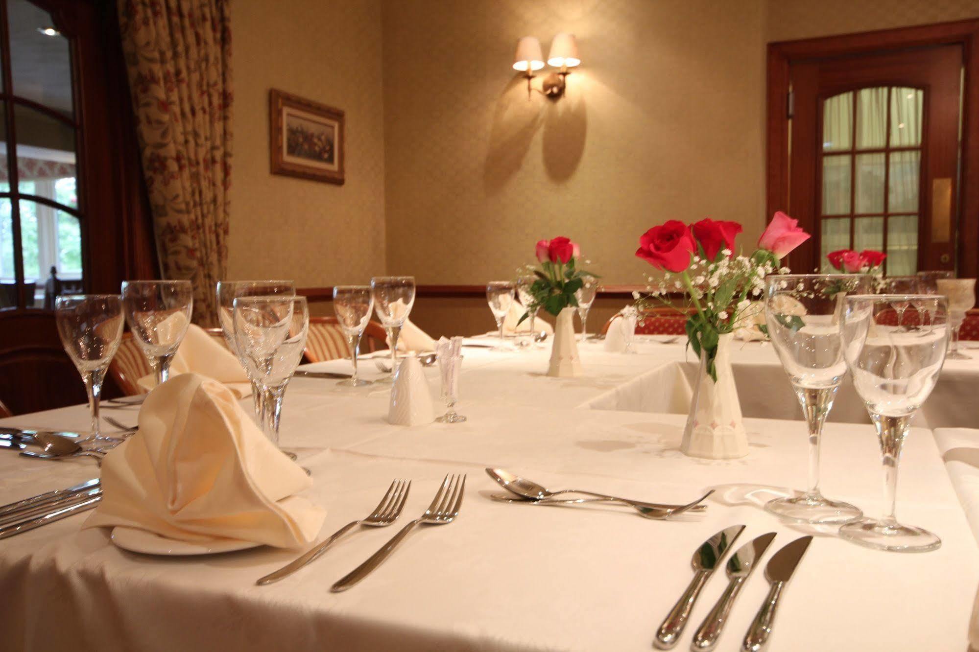 Strathburn Hotel Inverurie By Compass Hospitality Exteriér fotografie