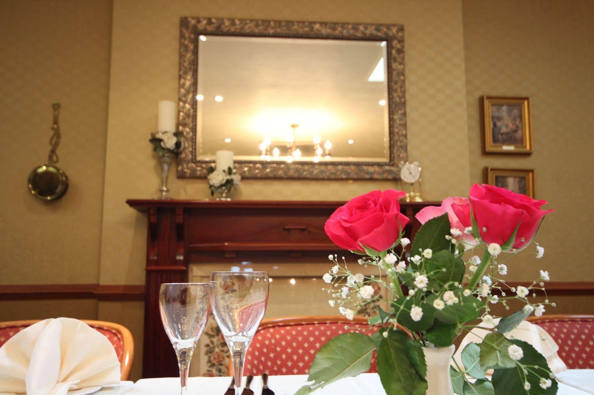 Strathburn Hotel Inverurie By Compass Hospitality Exteriér fotografie