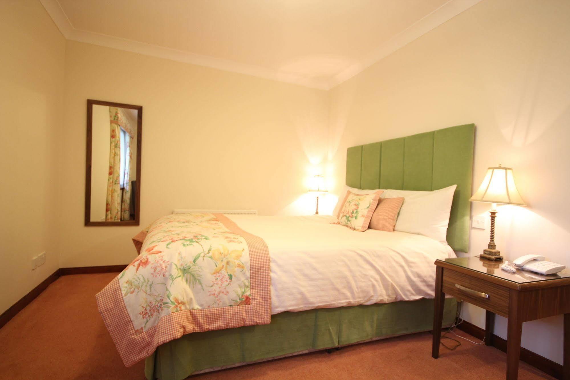 Strathburn Hotel Inverurie By Compass Hospitality Exteriér fotografie