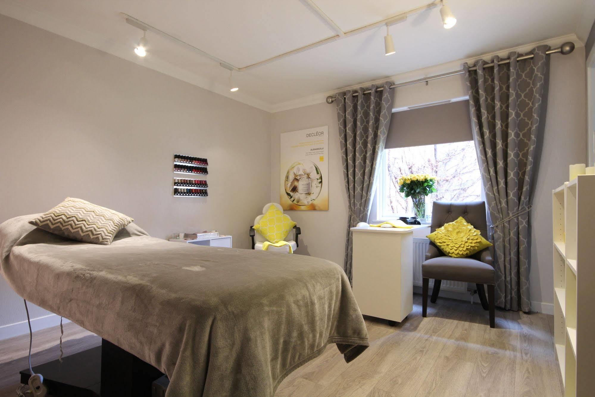 Strathburn Hotel Inverurie By Compass Hospitality Exteriér fotografie